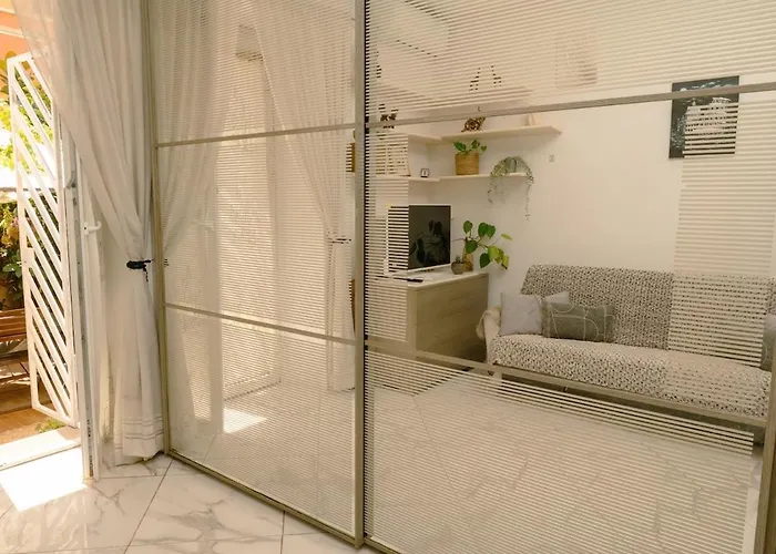 In The Heart Of With Garden And Jacuzzi Appartamento Roma