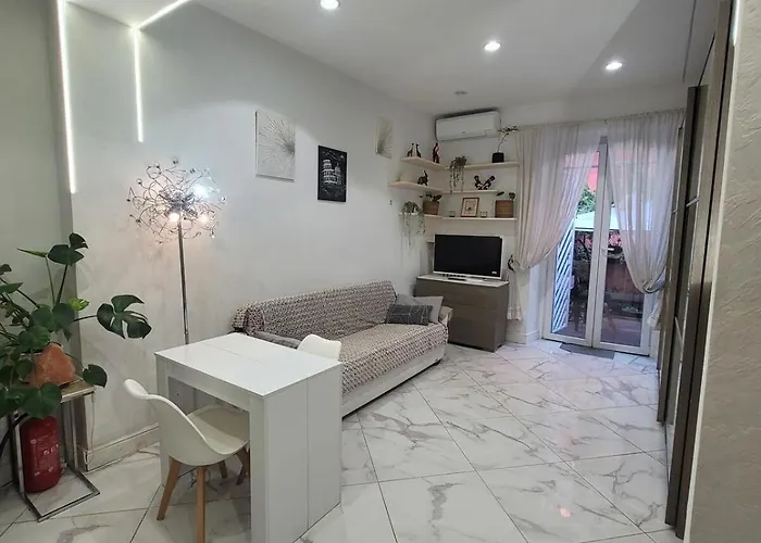 In The Heart Of With Garden And Jacuzzi * Roma